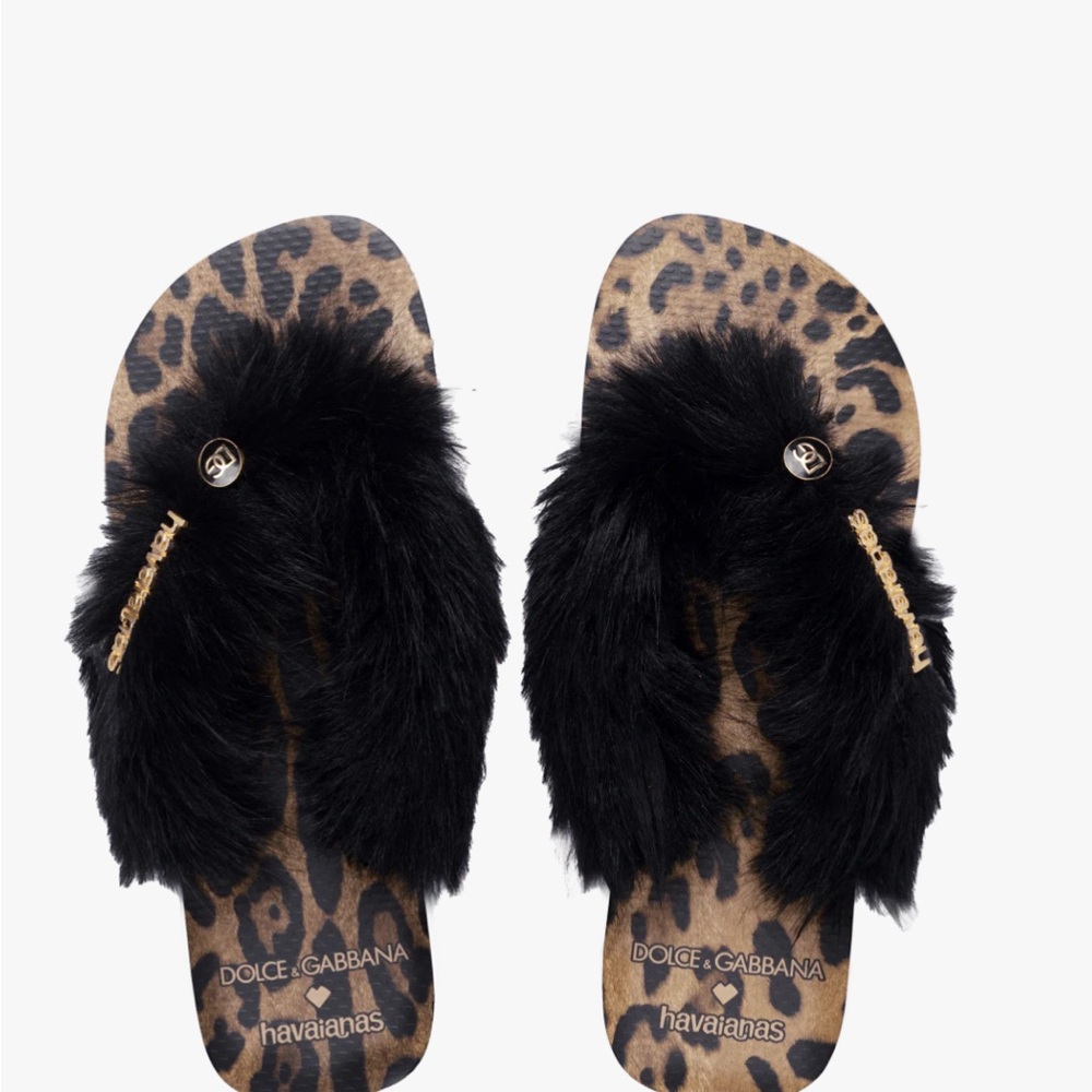 Havaianas x Dolce & Gabbana Leopard Print Sandals